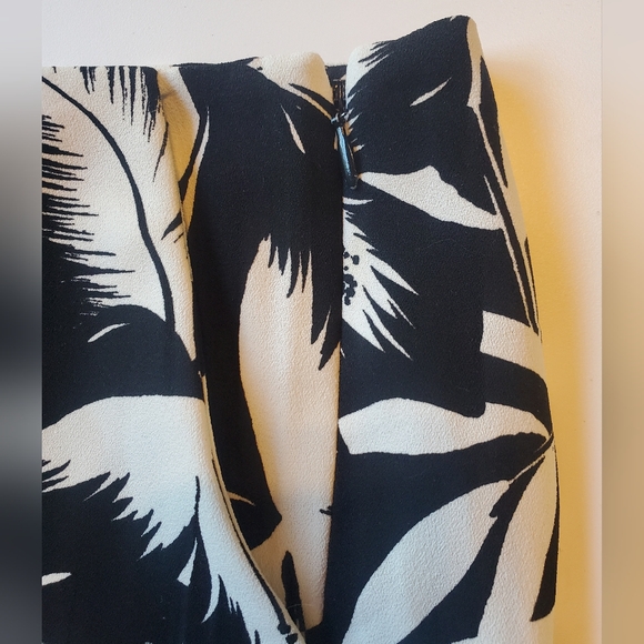 Express shorts skorts black and white - Picture 7 of 9